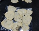 चाशनी गुजिया परतों वाली नमक पारे (chasni gujiya parato wali namak pare recipe in Hindi) रेसिपी चरण 11 फोटो