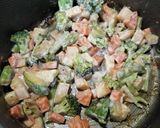 Foto del paso 3 de la receta: Crepa salada de vegetales 🥦🥕🥔