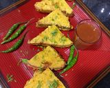 A picture of step 7 of Pav Bhaji Bread Pakoda.