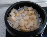 पत्तागोभी करी विथ हरे मटर और आलू (Cabbage curry with green peas nd potato recipe in hindi) रेसिपी चरण 2 फोटो