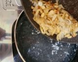 Foto langkah ke 2 dari resep Sup Jagung Ayam Simple.