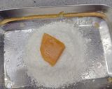 A picture of step 11 of Papaya Jelly.