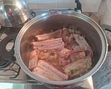Foto del paso 3 de la receta: Tuco carne de oveja con fideos moñitas