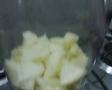 Foto del paso 1 de la receta: Batido de manzana, banana y frutilla