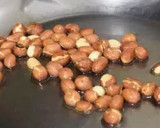 A picture of step 1 of Peanut and dates laddu.