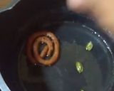 বাসি রুটির জিলিপি (basi rootir jilipi recipe in Bengali) রেসিপির ধাপ 15 ছবি