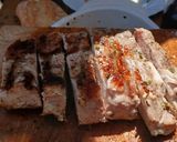 Foto del paso 4 de la receta: Secreto de Cerdo Ibérico a la Brasa de Sarmiento con Emulsión Rústica de Ajo y Perejil