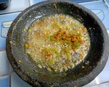 Foto langkah ke 5 dari resep Sambel Korek Rawit Ijo.