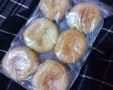 Foto langkah ke 5 dari resep Donat Ubi.