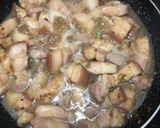 Hình bước làm 3 của món Thịt ba rọi kho tiêu
