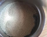 A picture of step 1 of Tawa Khameeri Roti.