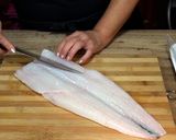 Foto del paso 13 de la receta Merluza rellena especial para Navidad