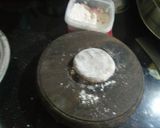 A picture of step 2 of Nachani bhakri.