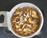 A picture of step 4 of Sweet Vermicelli with Toasted Nuts.