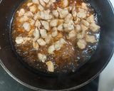A picture of step 1 of Peri peri chicken macaroni.