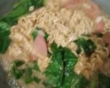 Foto langkah ke 3 dari resep Mie dokdok korean spicy chicken.