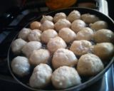 A picture of step 2 of Puf puf.