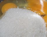 Foto langkah ke 1 dari resep Bolu pandan slice almond (4 telur).
