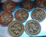 Foto langkah ke 7 dari resep 5.pizza mini ala tintin rayner.