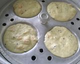 A picture of step 4 of Carrot idli.