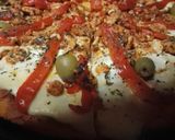 Foto del paso 6 de la receta: Pizza con pollo y morrón