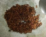 A picture of step 2 of Instant horse gram soup.