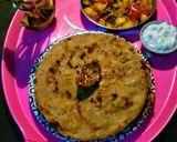 A picture of step 8 of Paneer Veg Mix Masala Parathas.