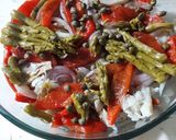 Foto del paso 2 de la receta: Canasta de bacalao, cebollas y pimientos al limón