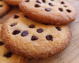 Foto del paso 6 de la receta: Cookies rellenas de toffee de plátano y pepitas de chocolate (sin gluten)