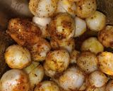 A picture of step 2 of Onion pickle.