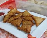 A picture of step 8 of Chicken Samosa.