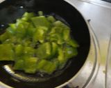 A picture of step 4 of Aloo keema with capsicum.