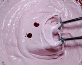 A picture of step 2 of Strawberry Ice cream.