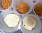 Foto langkah ke 5 dari resep Strawberry Cheesecake in a Cup.