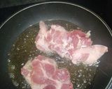 Foto del paso 1 de la receta: Chuletas de cerdo en salsa de leche