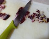 Foto del paso 1 de la receta: Macarrones a la ibérica con tirabeques
