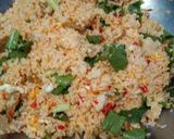 Foto langkah ke 5 dari resep Nasi goreng bumbu ulek simpel.