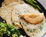 A picture of step 3 of Rice flour chilla.