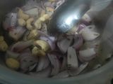 Methi matar malai