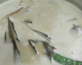 Gambar langkah 11 resipi Ayam Masak Lemak Cili Padi + Nenas.