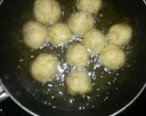 Foto langkah ke 4 dari resep Bola bola pisang salju.