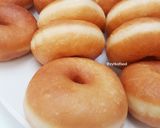 Foto langkah ke 2 dari resep Donat White Ring Buttermilk.