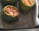 Foto del paso 3 de la receta: Calabacines redondos rellenos