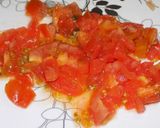 Foto del paso 1 de la receta: Fideos nido con cherry, tropezones de chori colorado y queso azul