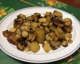 Une image de l'étape 12 de Duo de pommes de terre à la crème de truffe, ail et oignon.