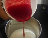 A picture of step 2 of Strawberry milkshake.