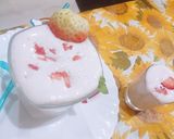 A picture of step 2 of Strawberry Milkshake.