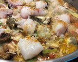 Foto del paso 11 de la receta: Falso arroz de coliflor con rape, gambas y alcachofas