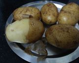 A picture of step 2 of Aloo Chokha !!.