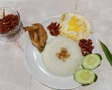 Foto langkah ke 4 dari resep Nasi Lemak Malaysia.